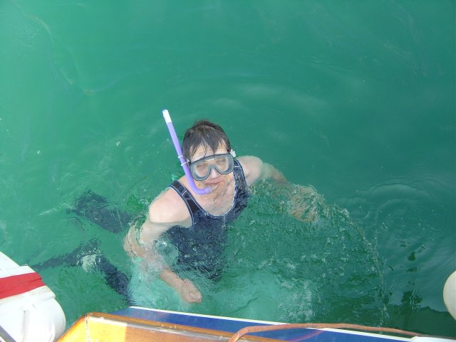Francois dans l'eau avec masque et tuba