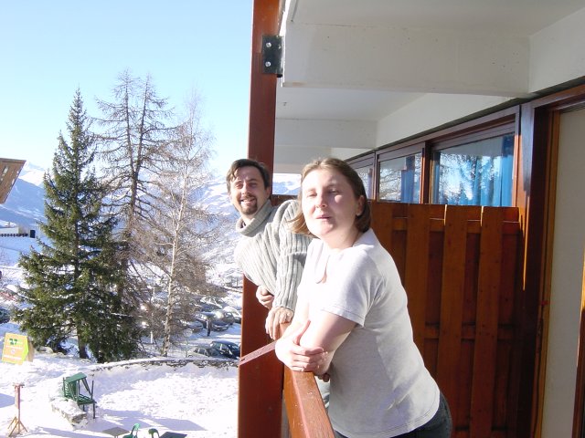 Canard et Mme Bi sur la terrasse