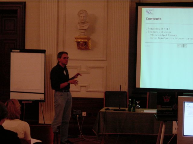 Max introducing his talk on XSL