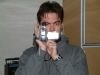 Steph tres concentre' sur sa camera numerique