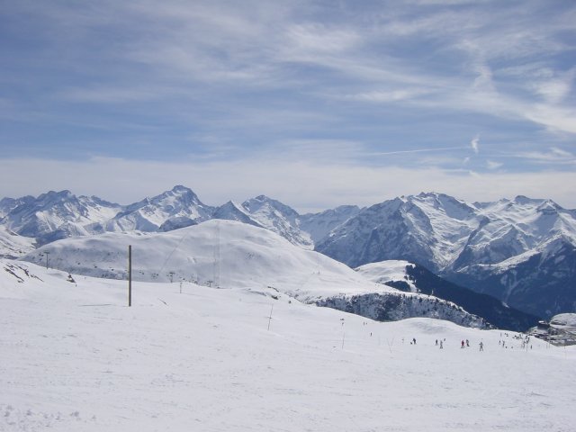 Montagne, neige, piste de ski etc.