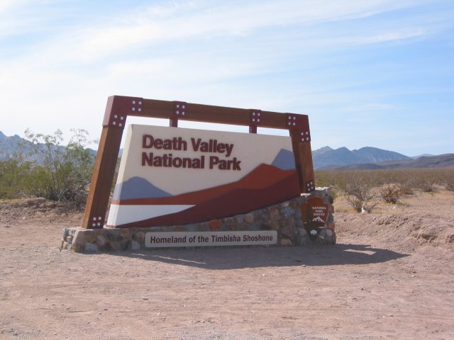 Entering Death Valley