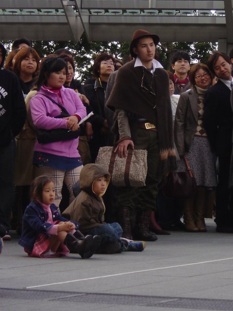 Spectators of the Modern (dancing?) show (scond part)