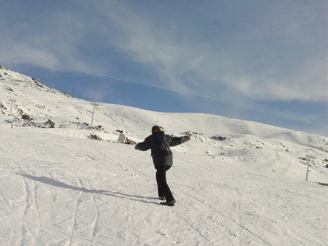 Alex escalade la piste