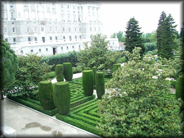 Jardines Sabatini, next to the Palacio Real