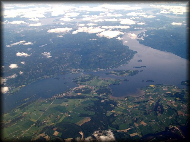 Leaving Oslo, briefly. From the OSL-DUB flight.