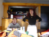 Canard & Sophie devant la table